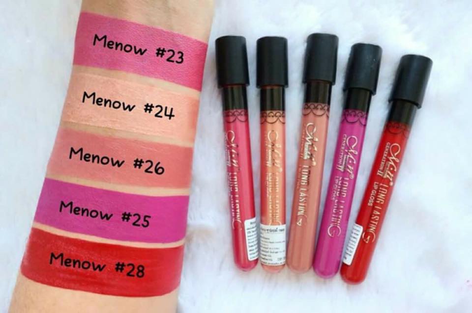 ลิปกลอส มีนาว ฮิตตลอดกาล ลิปจุ๊บไม่หลุด lip gloss