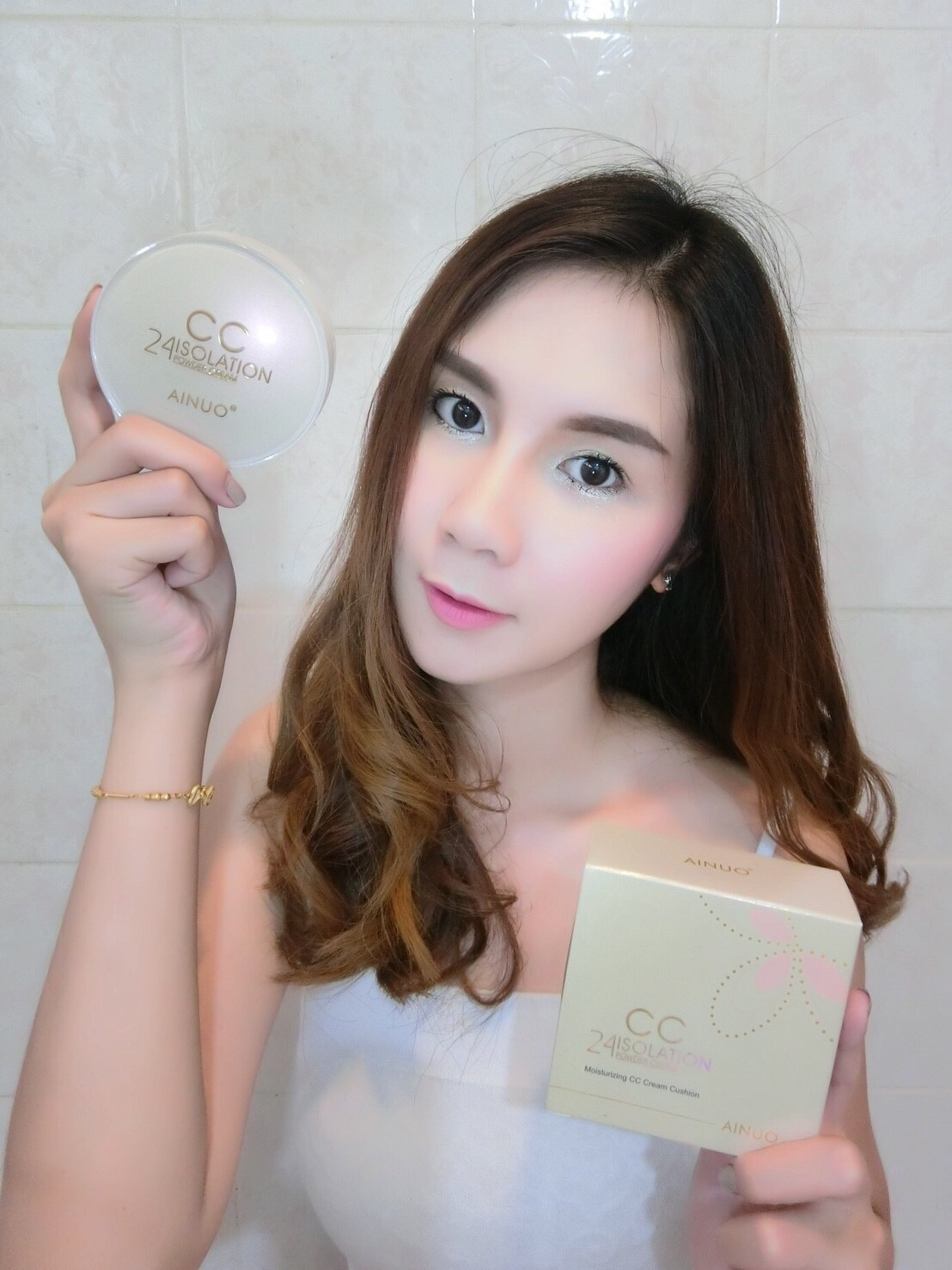 แป้งน้ำคุชชั่น A445 ainuo