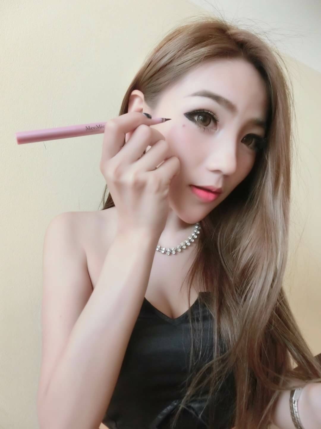 มีมิเอะ 2อิน1 เซ็กซี่ บิ๊กอายส์ auto eyebrow + liquid eyeliner M1725