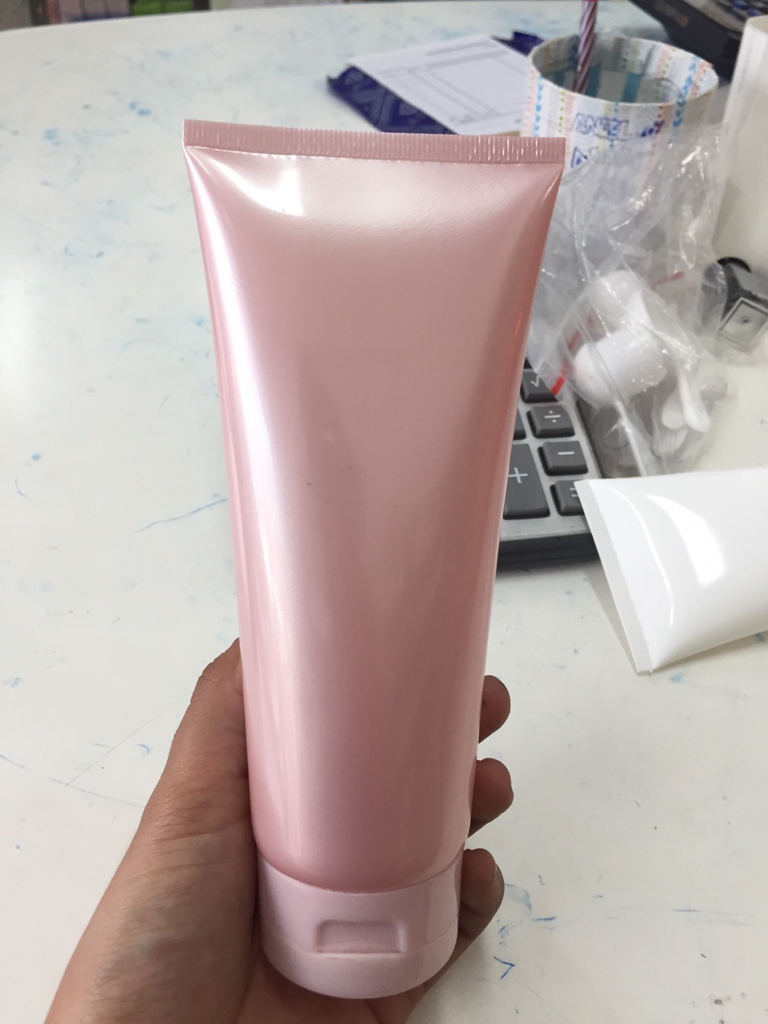 หลอดครีม 220 กรัม + ฝาป๊อกแป๊ก flip  บรรจุภัณฑ์เครื่องสำอางค์ ถูกดีงาม