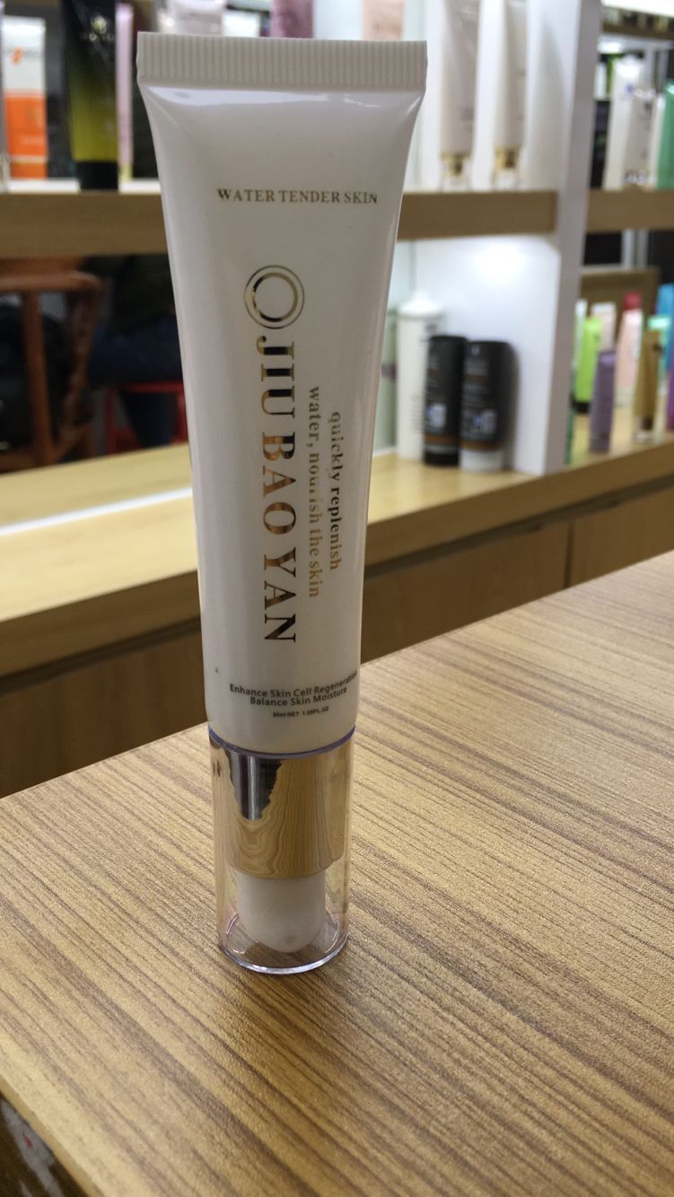 fr0065 หลอดขาวมุก5ชั้น + หัวปั้ม 30g 