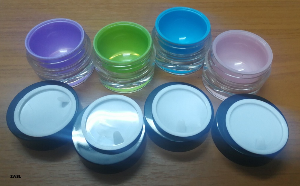 กระปุกพลาสติก 10g ZWSL สูง3.2cm กว้าง3.9cm
